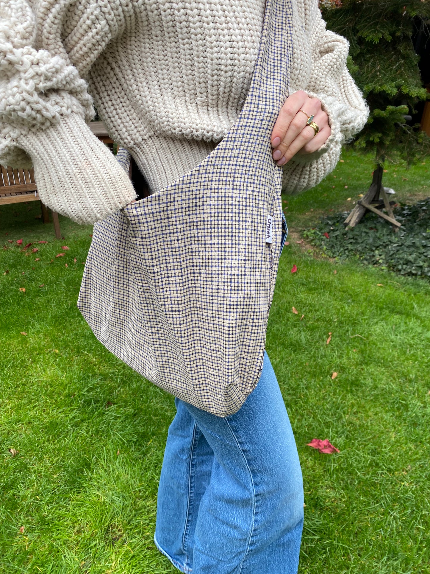 Reversible slouch bag - brown/checkered