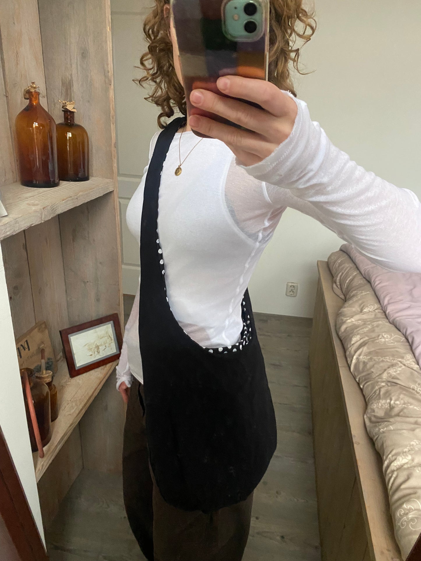 Reversible slouch bag - Black x polka dot