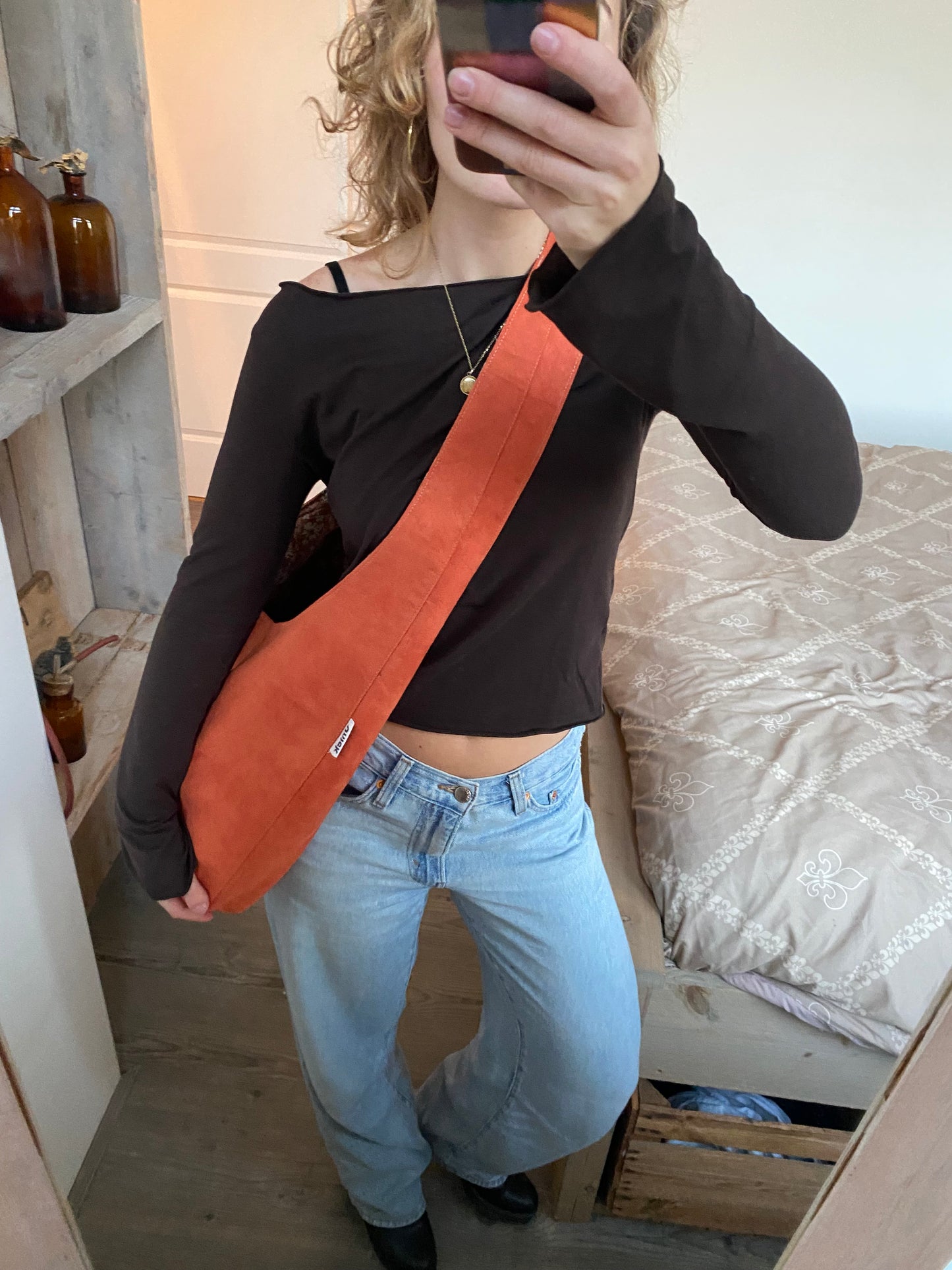 Reversible slouch bag - Flowers x orange suede
