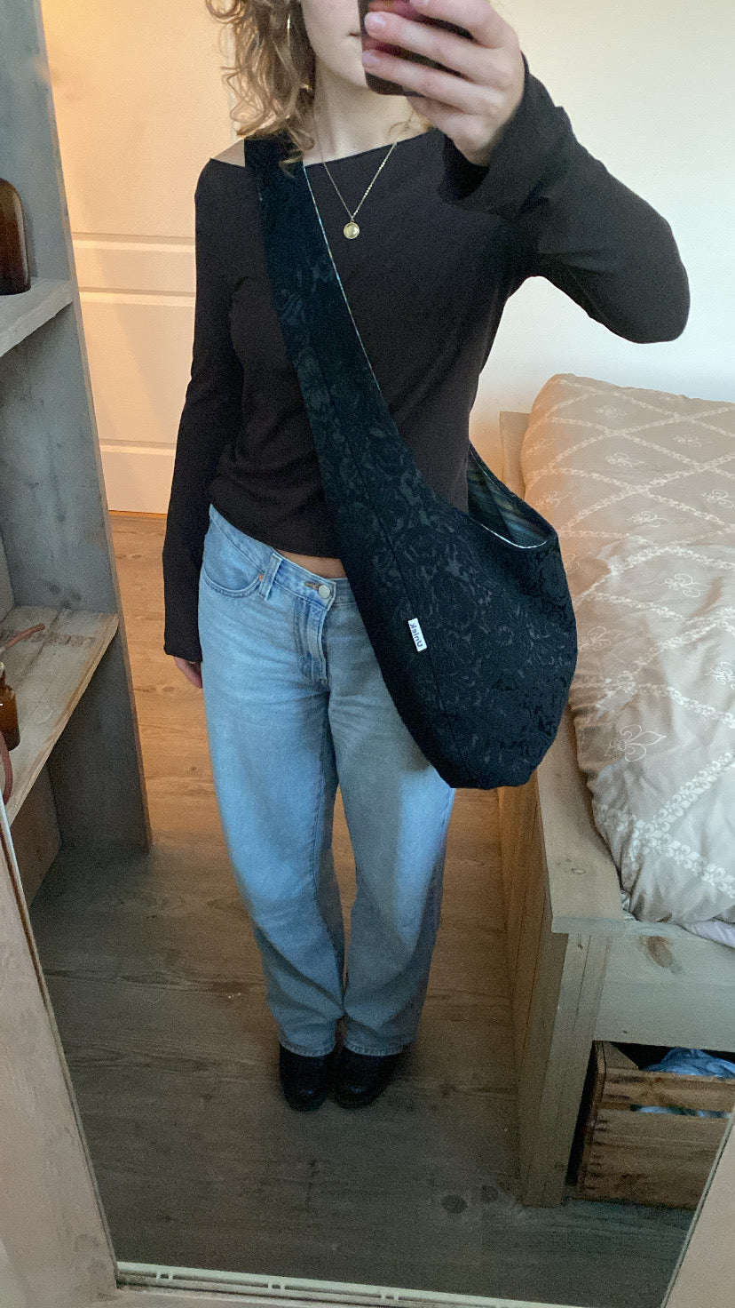 Reversible slouch bag - Striped x black flowers