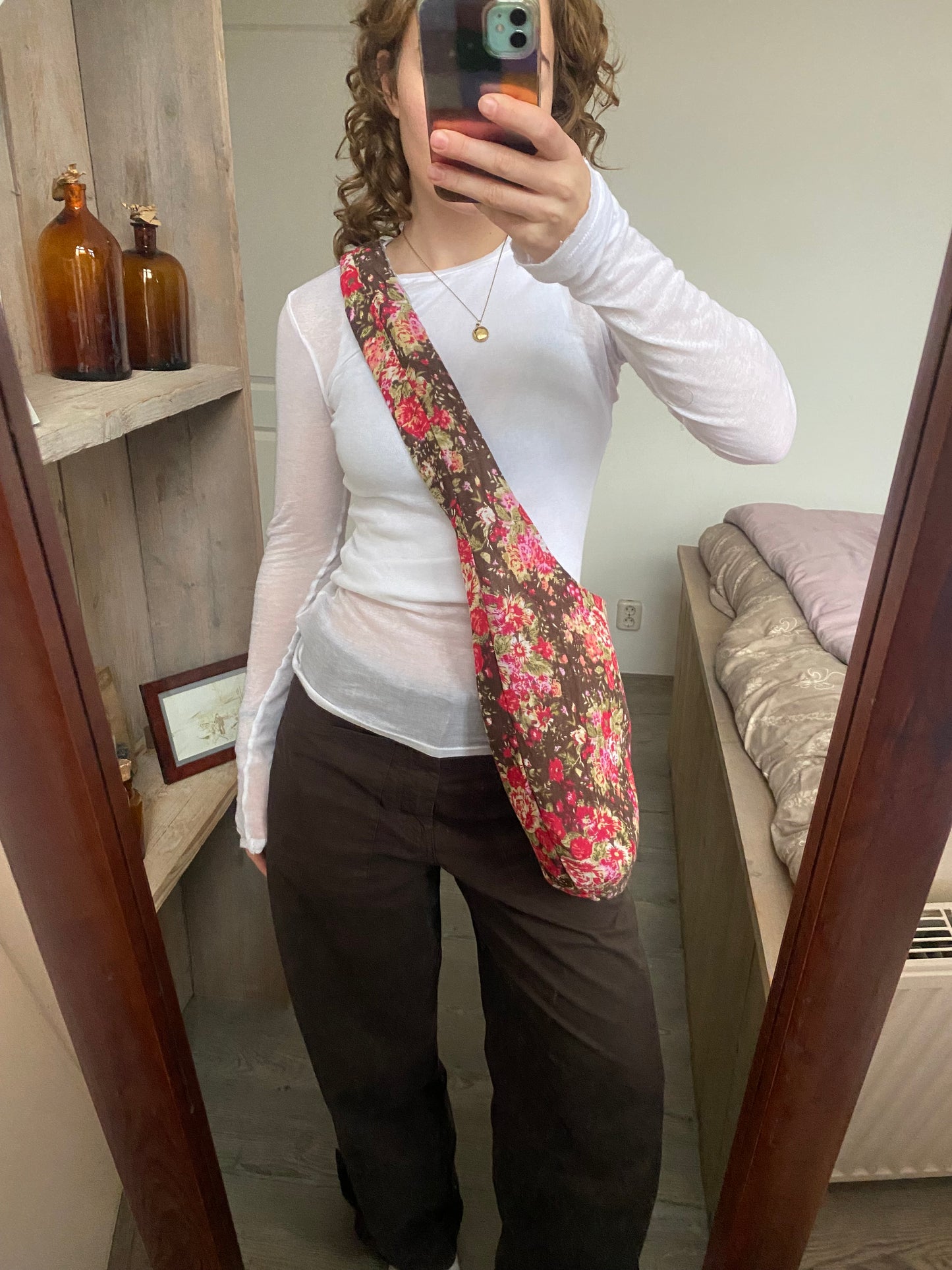 Reversible slouch bag - silver x flowers