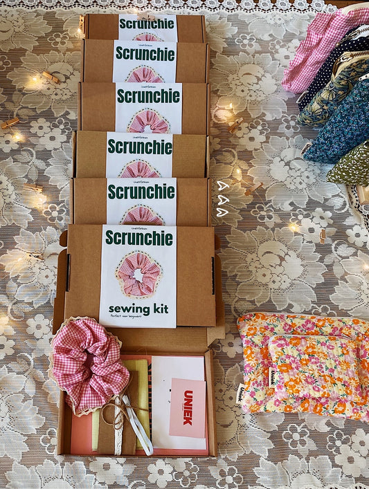 Scrunchie sewing kit