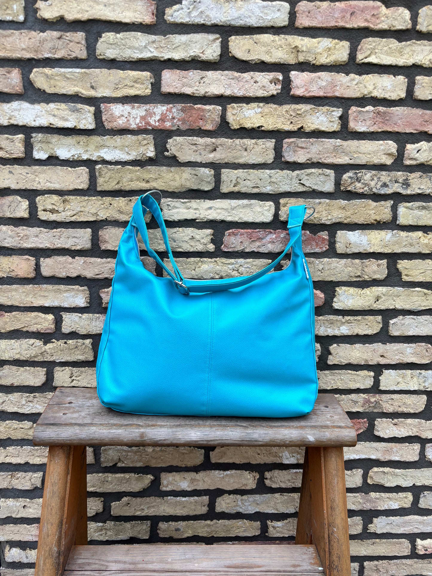 Leather bag aqua - preorder