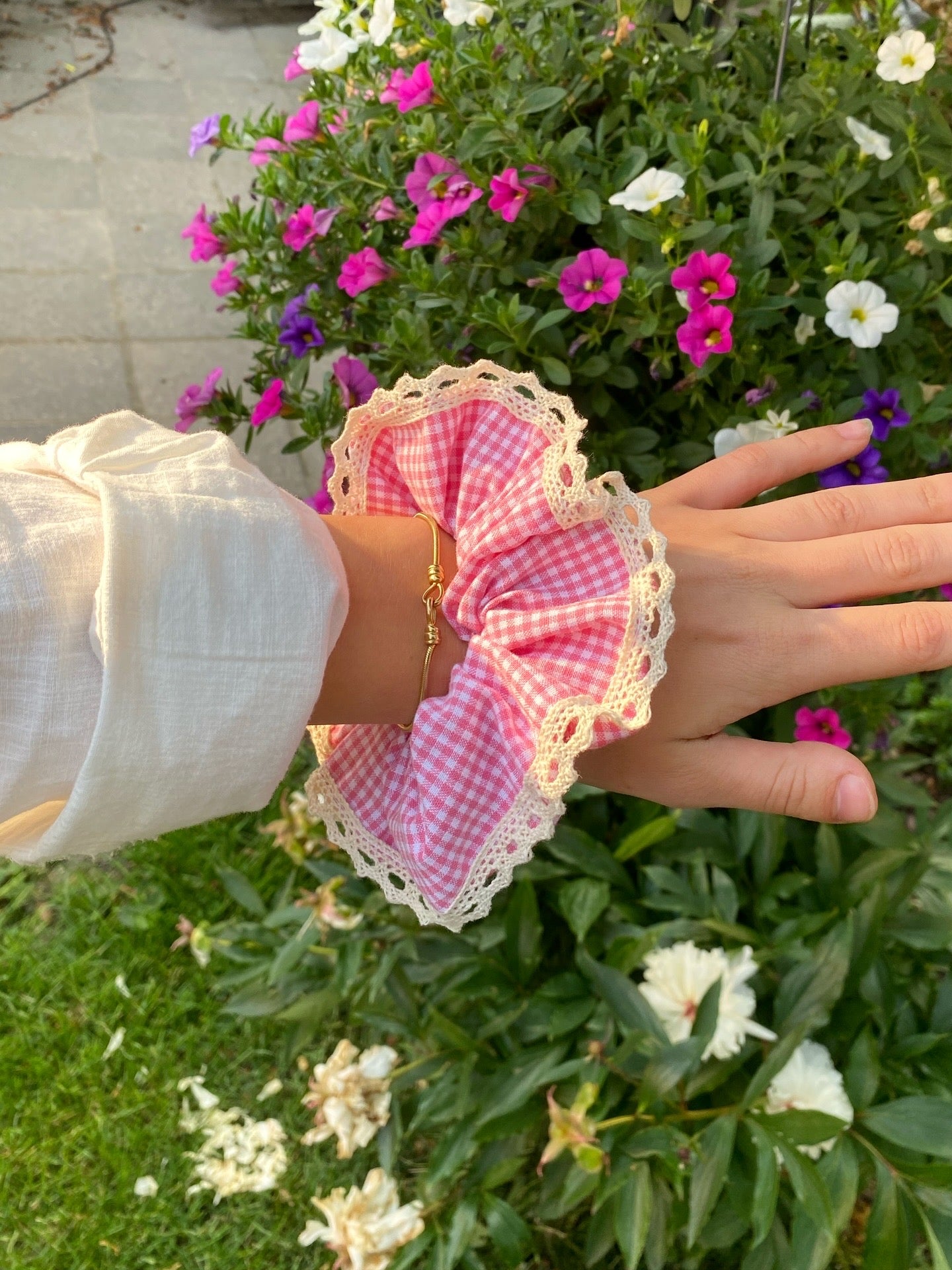 Scrunchie sewing kit