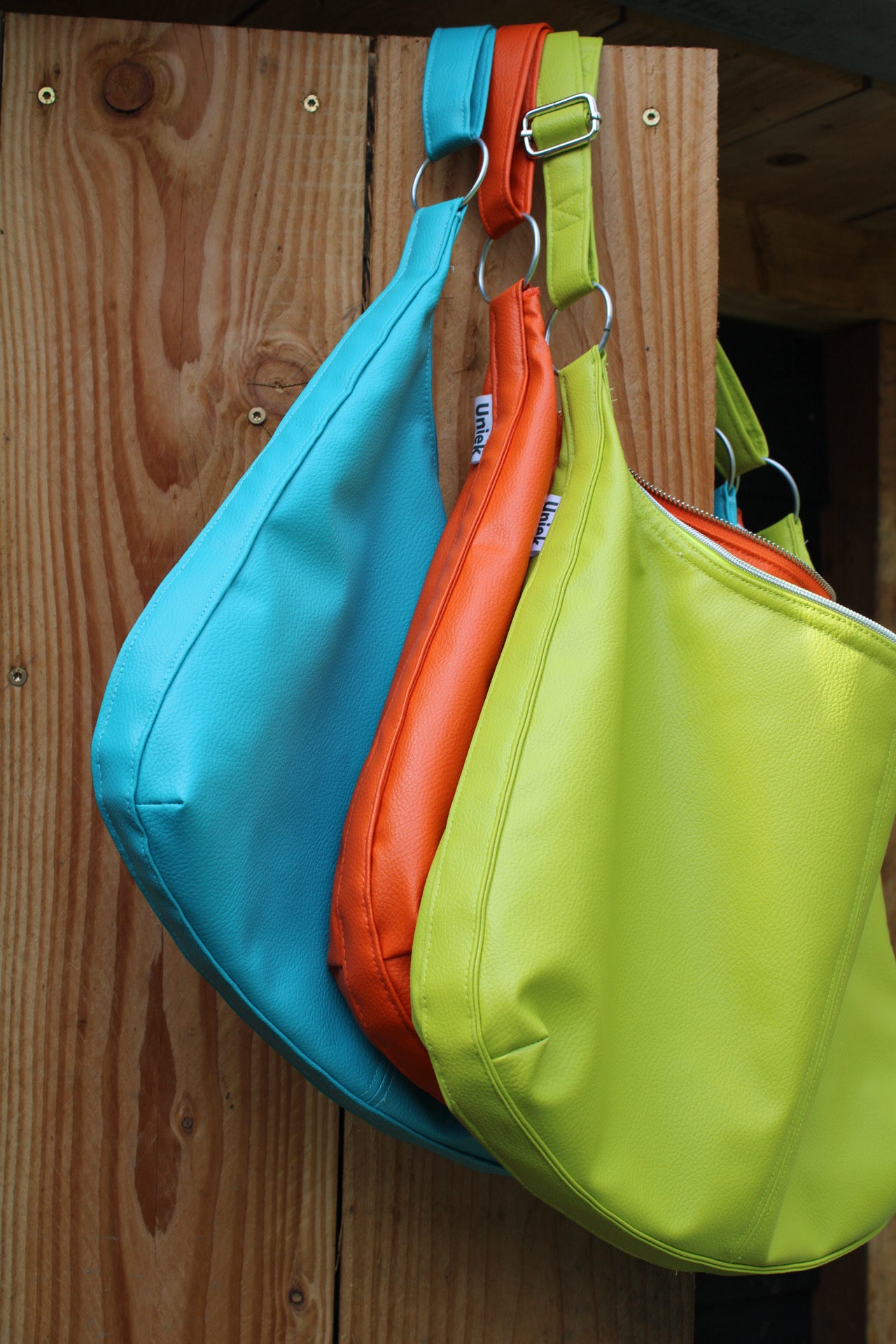 Leather bag lime - preorder
