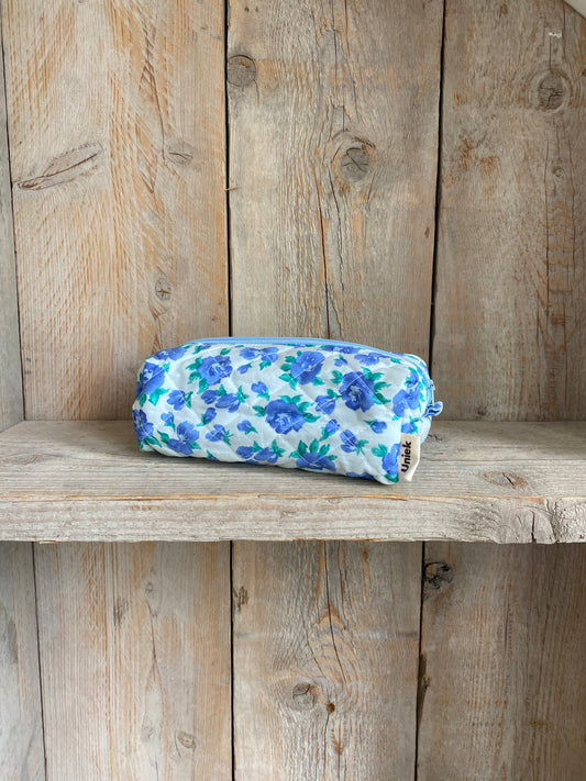 Medium Pouch Blue